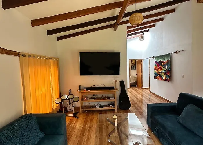 Cancha Wasi A Modern, Cozy And Fully Equipped House *